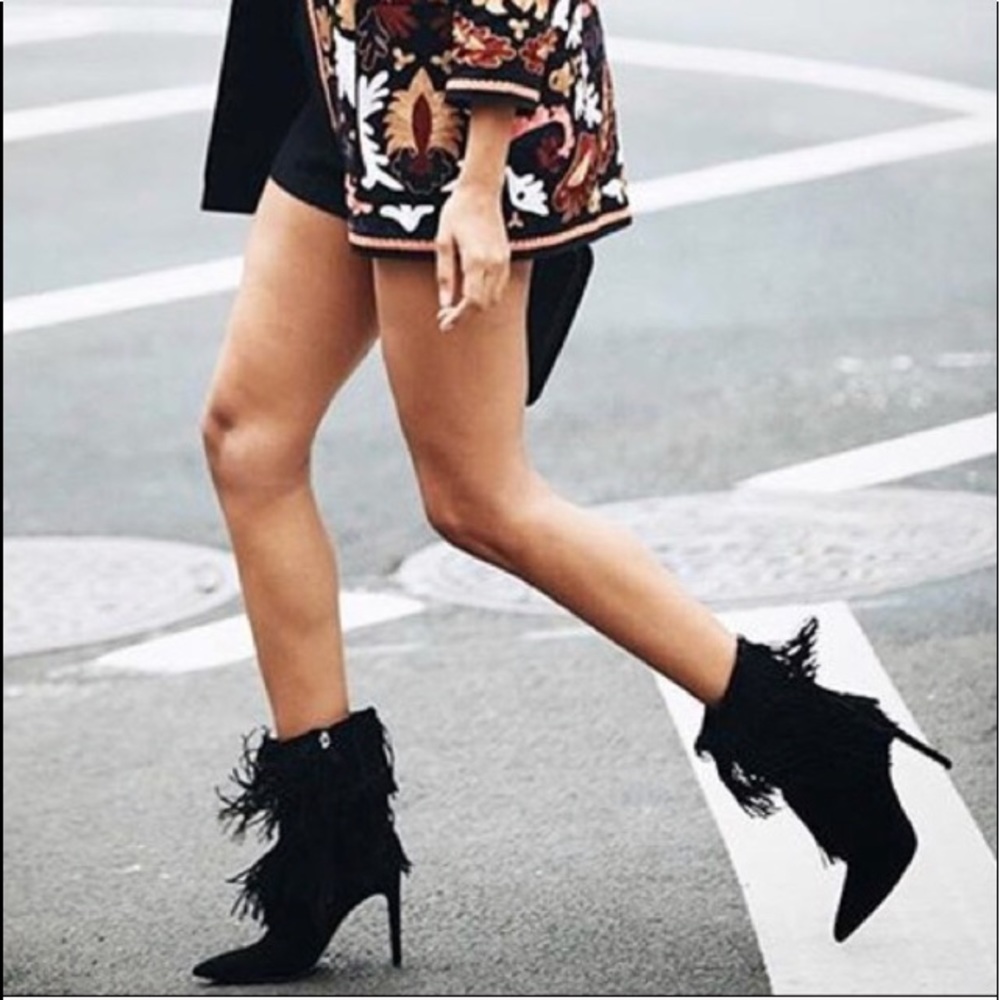 Sam Edelman Belinda black fringe suede boots